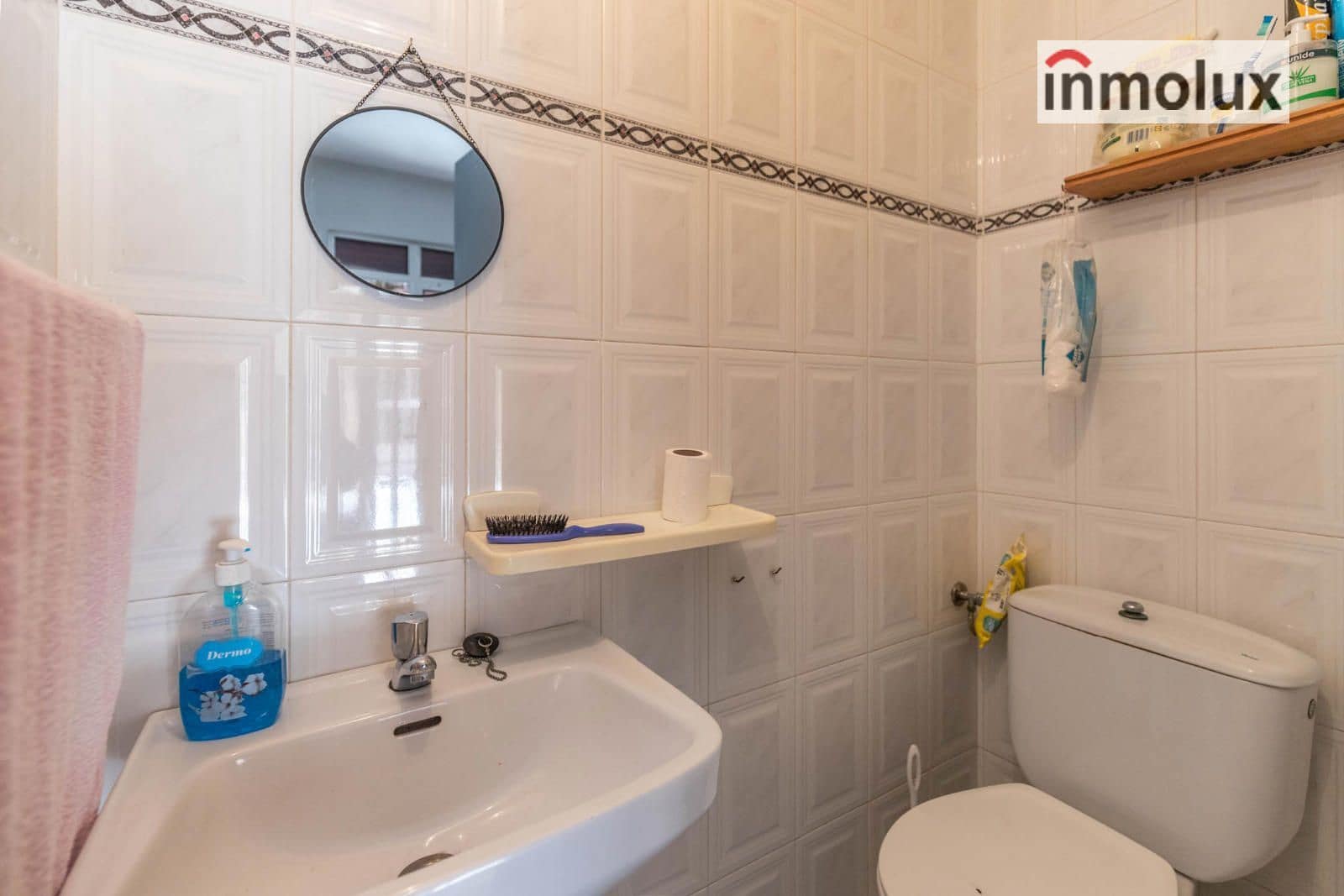 5 bedroom Villa for sale in Agost - € 156,000 (Ref: 9237707)