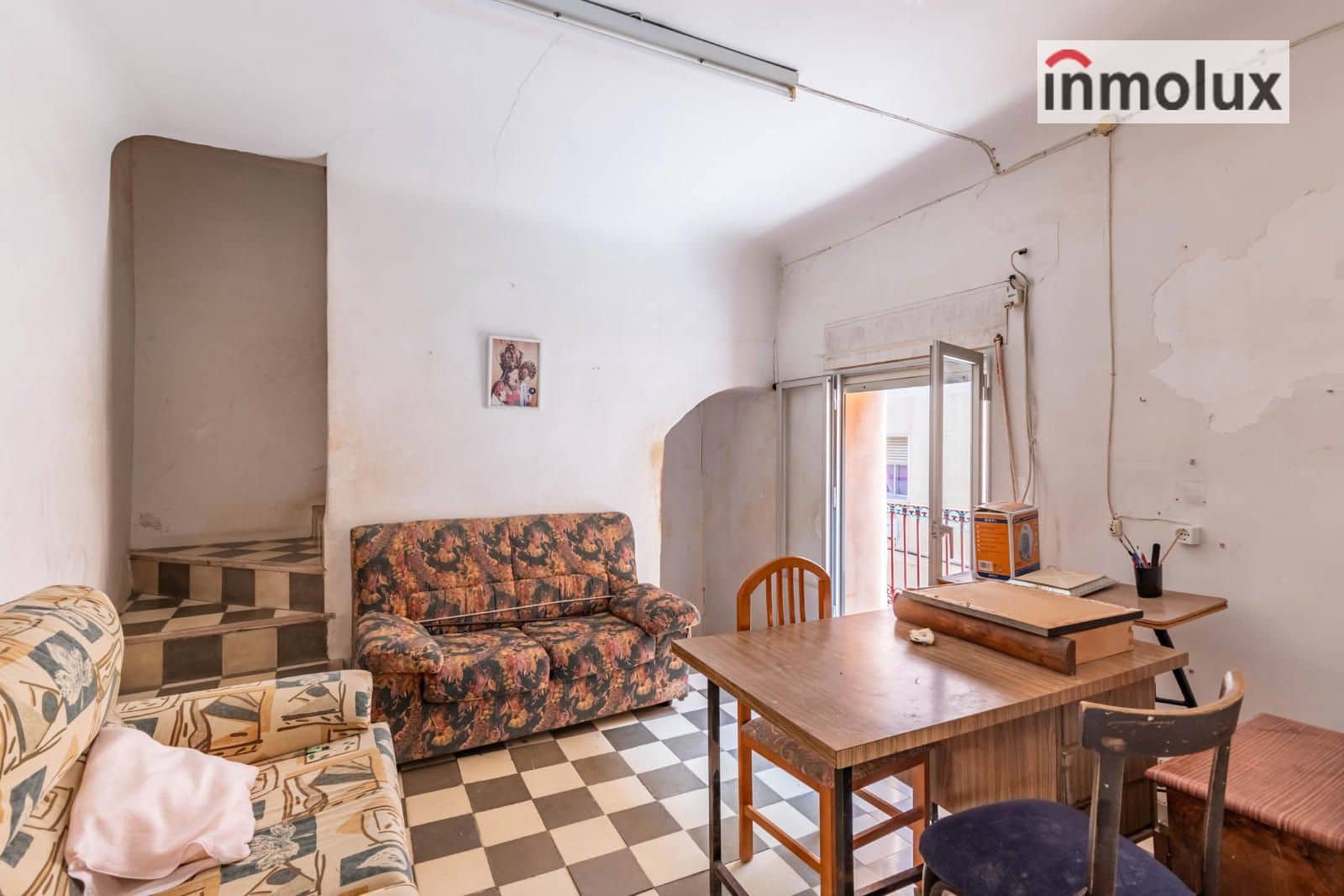 5 bedroom Villa for sale in Agost - € 156,000 (Ref: 9237707)