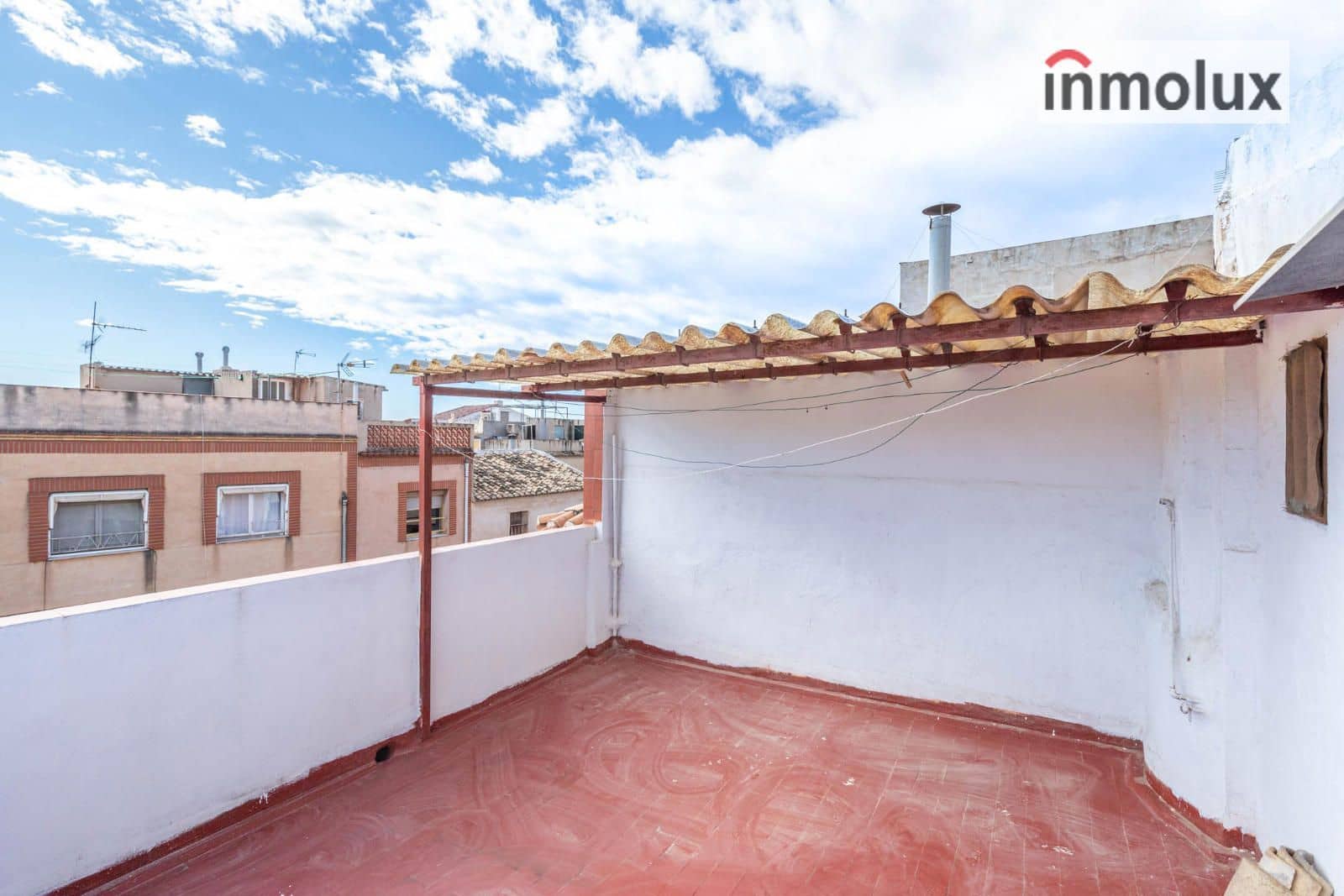 5 bedroom Villa for sale in Agost - € 156,000 (Ref: 9237707)