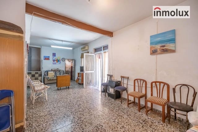 5 bedroom Villa for sale in Agost - € 156,000 (Ref: 9237707)