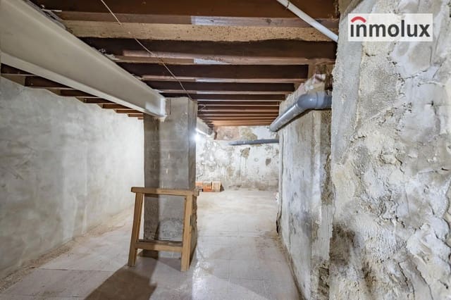 5 bedroom Villa for sale in Agost - € 156,000 (Ref: 9237707)