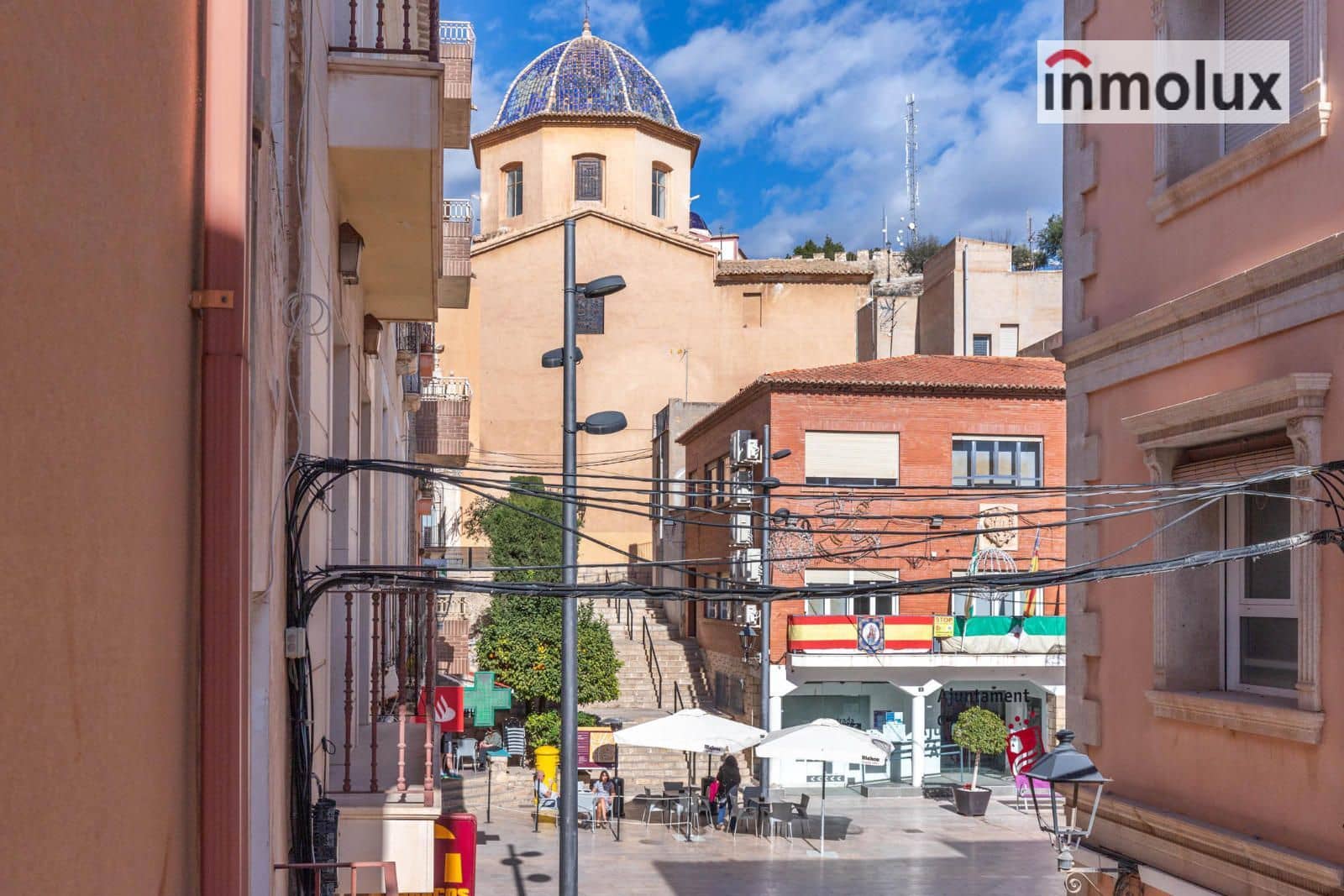 5 bedroom Villa for sale in Agost - € 156,000 (Ref: 9237707)