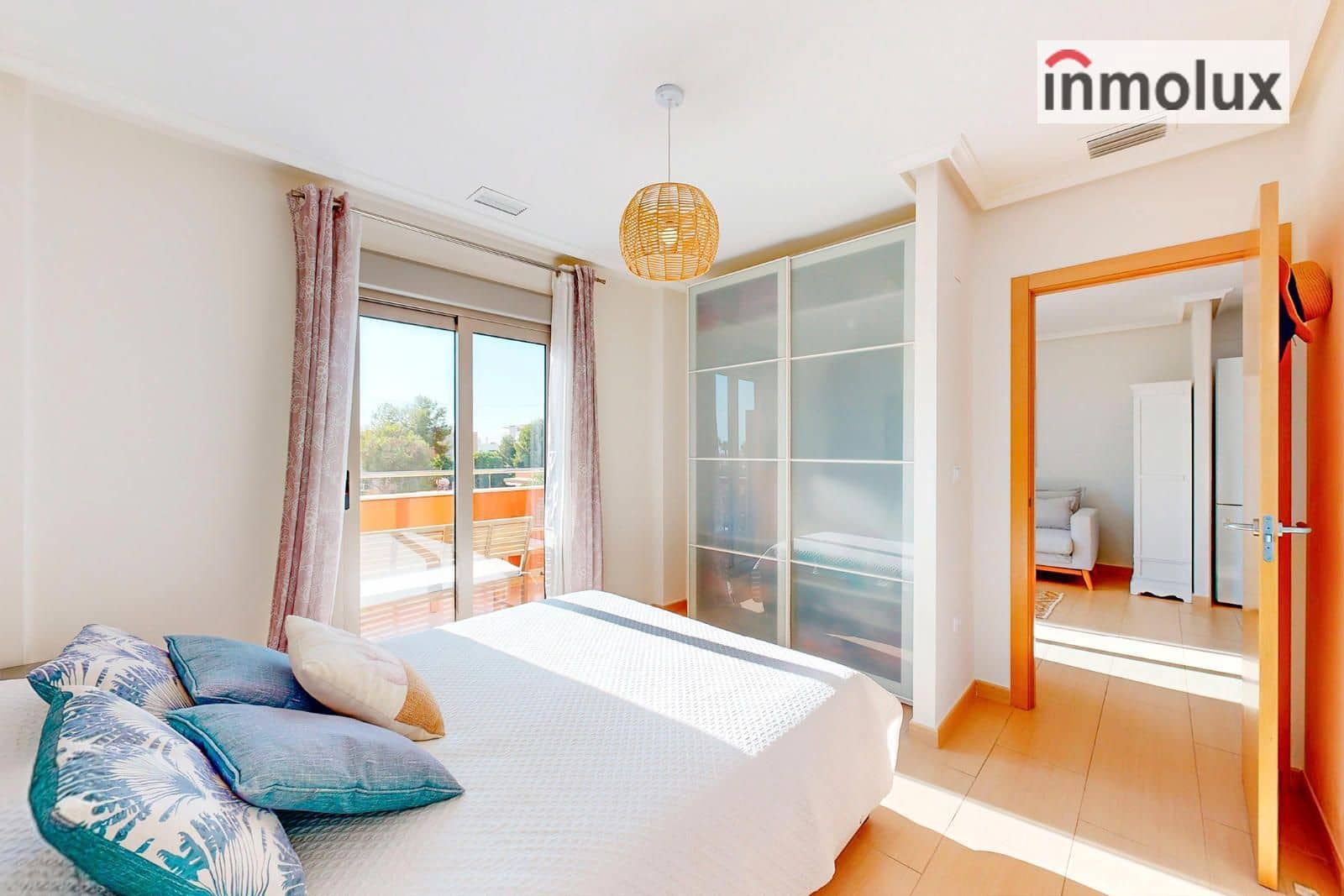 2 makuuhuone Asunto myytävänä paikassa Playa de Muchavista mukana uima-altaan - 296 000 € (Ref: 9238877)