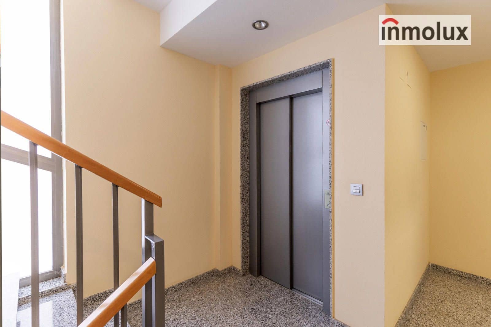 2 makuuhuone Asunto myytävänä paikassa Playa de Muchavista mukana uima-altaan - 296 000 € (Ref: 9238877)