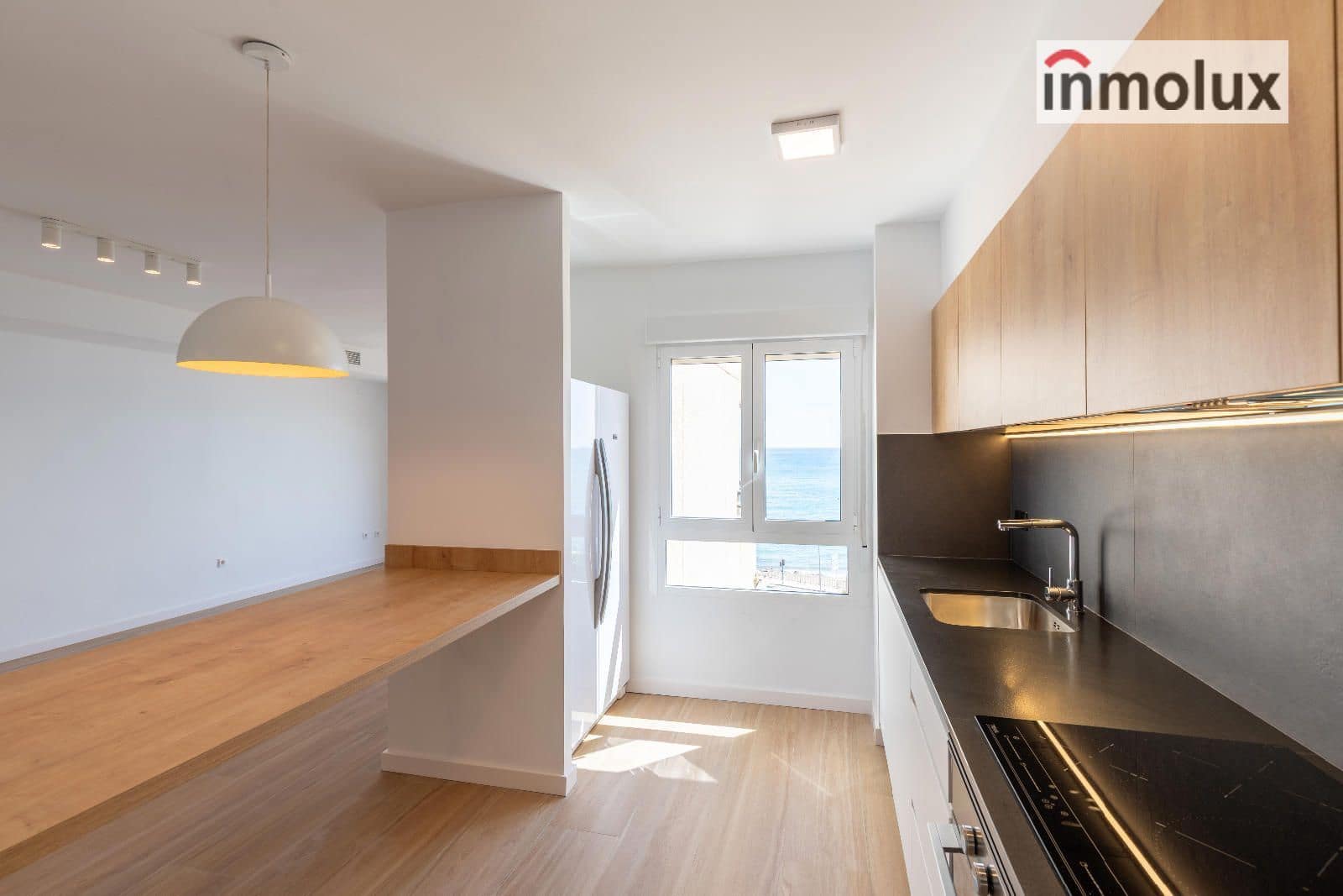 4 soverom Leilighet til leie i Playa de Muchavista med svømmebasseng garasje - € 2 200 (Ref: 9253988)