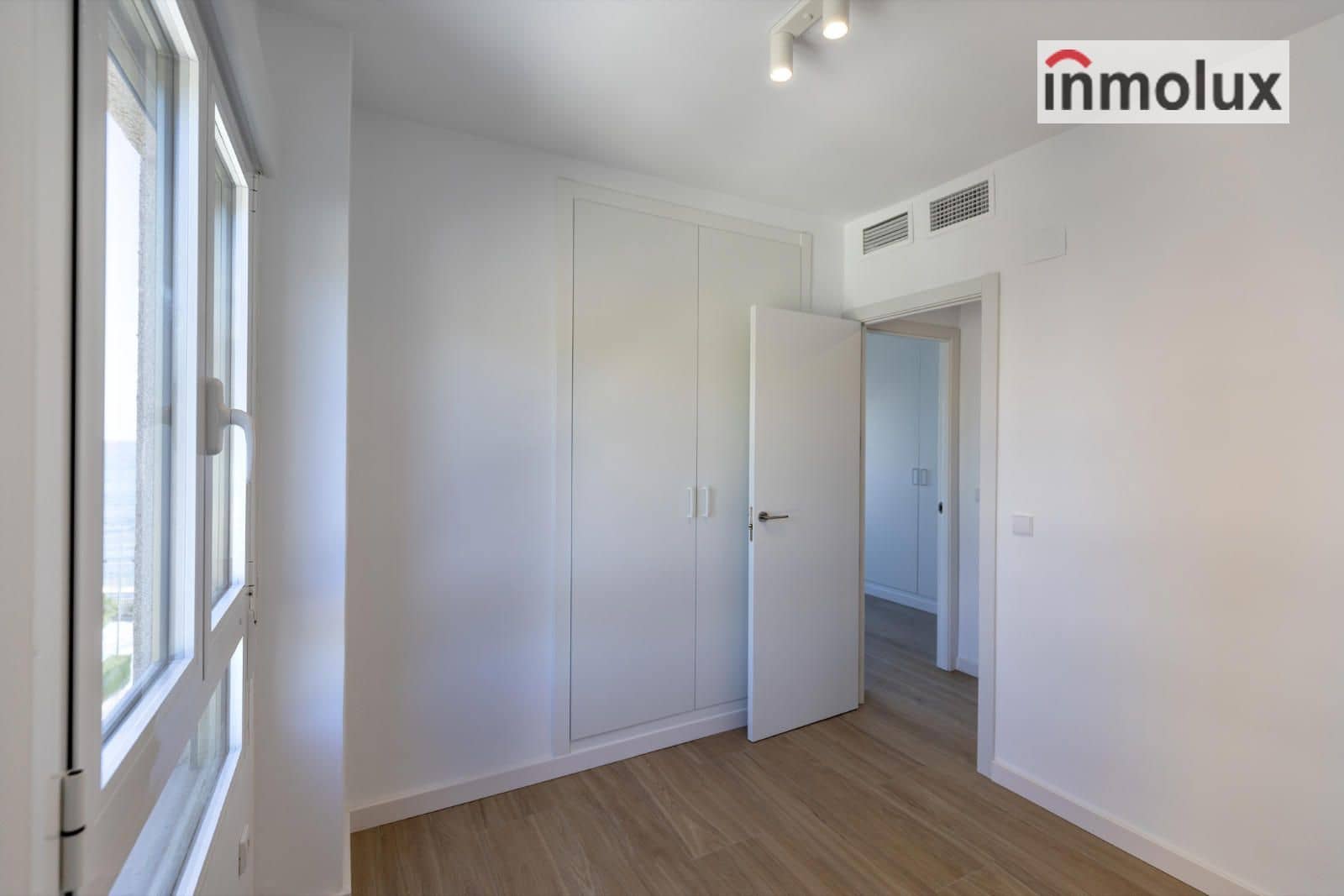 4 soverom Leilighet til leie i Playa de Muchavista med svømmebasseng garasje - € 2 200 (Ref: 9253988)