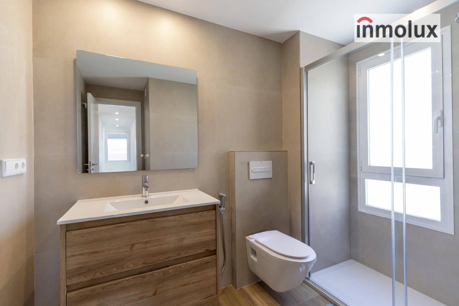 4 soverom Leilighet til leie i Playa de Muchavista med svømmebasseng garasje - € 2 200 (Ref: 9253988)