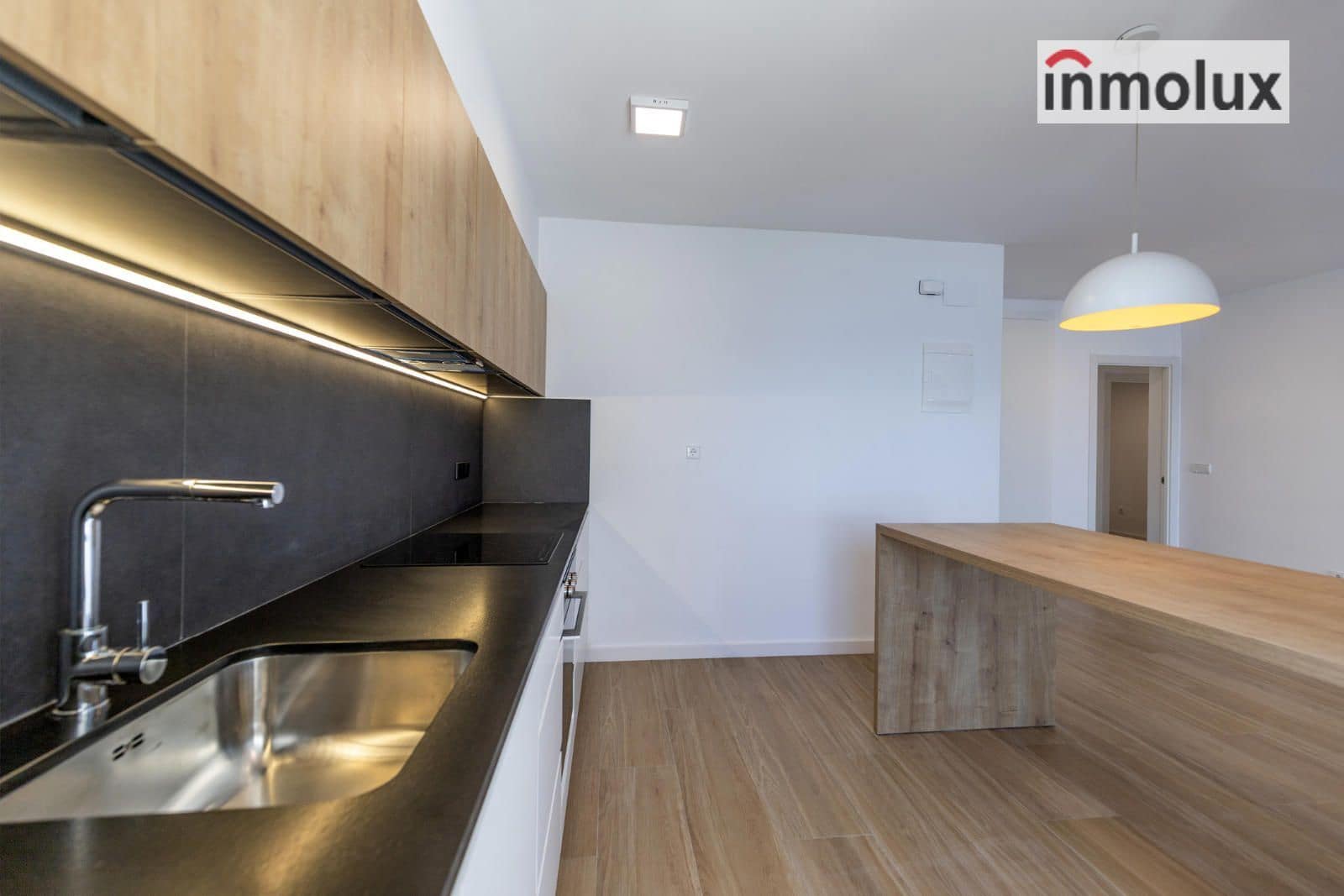 4 soverom Leilighet til leie i Playa de Muchavista med svømmebasseng garasje - € 2 200 (Ref: 9253988)