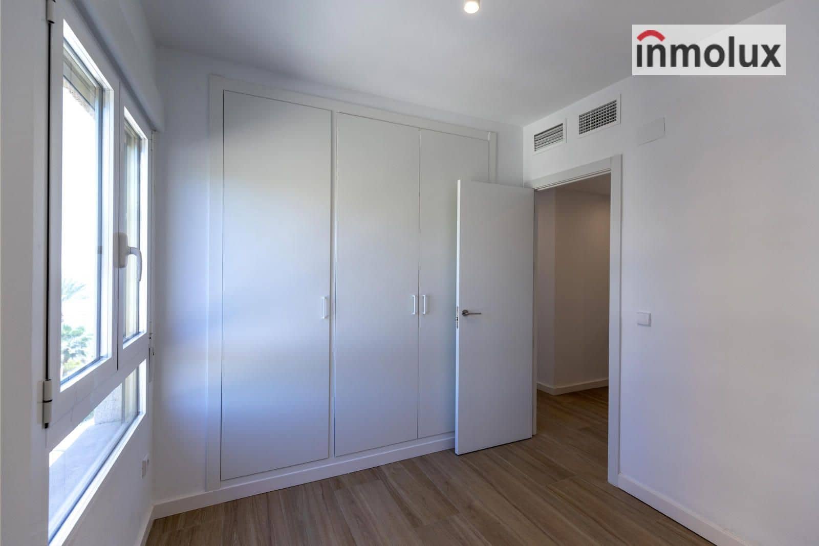 4 soverom Leilighet til leie i Playa de Muchavista med svømmebasseng garasje - € 2 200 (Ref: 9253988)