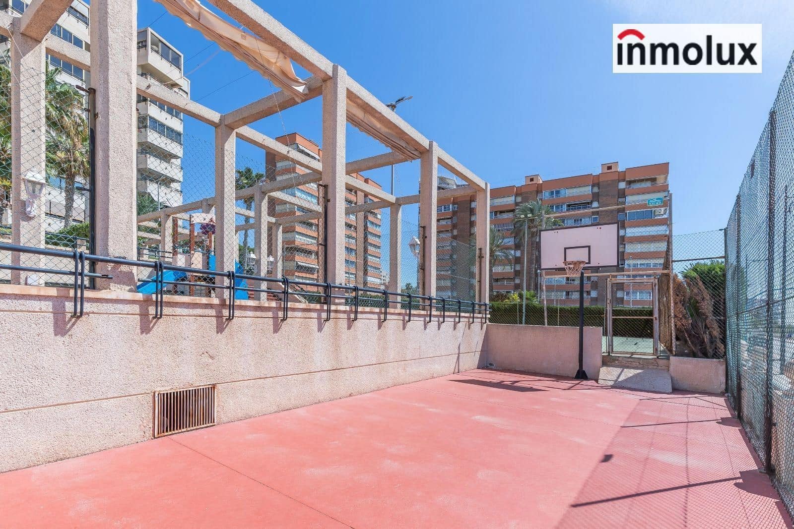 4 soverom Leilighet til leie i Playa de Muchavista med svømmebasseng garasje - € 2 200 (Ref: 9253988)