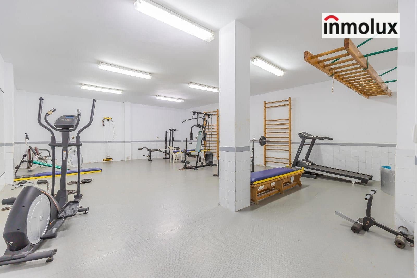 4 soverom Leilighet til leie i Playa de Muchavista med svømmebasseng garasje - € 2 200 (Ref: 9253988)