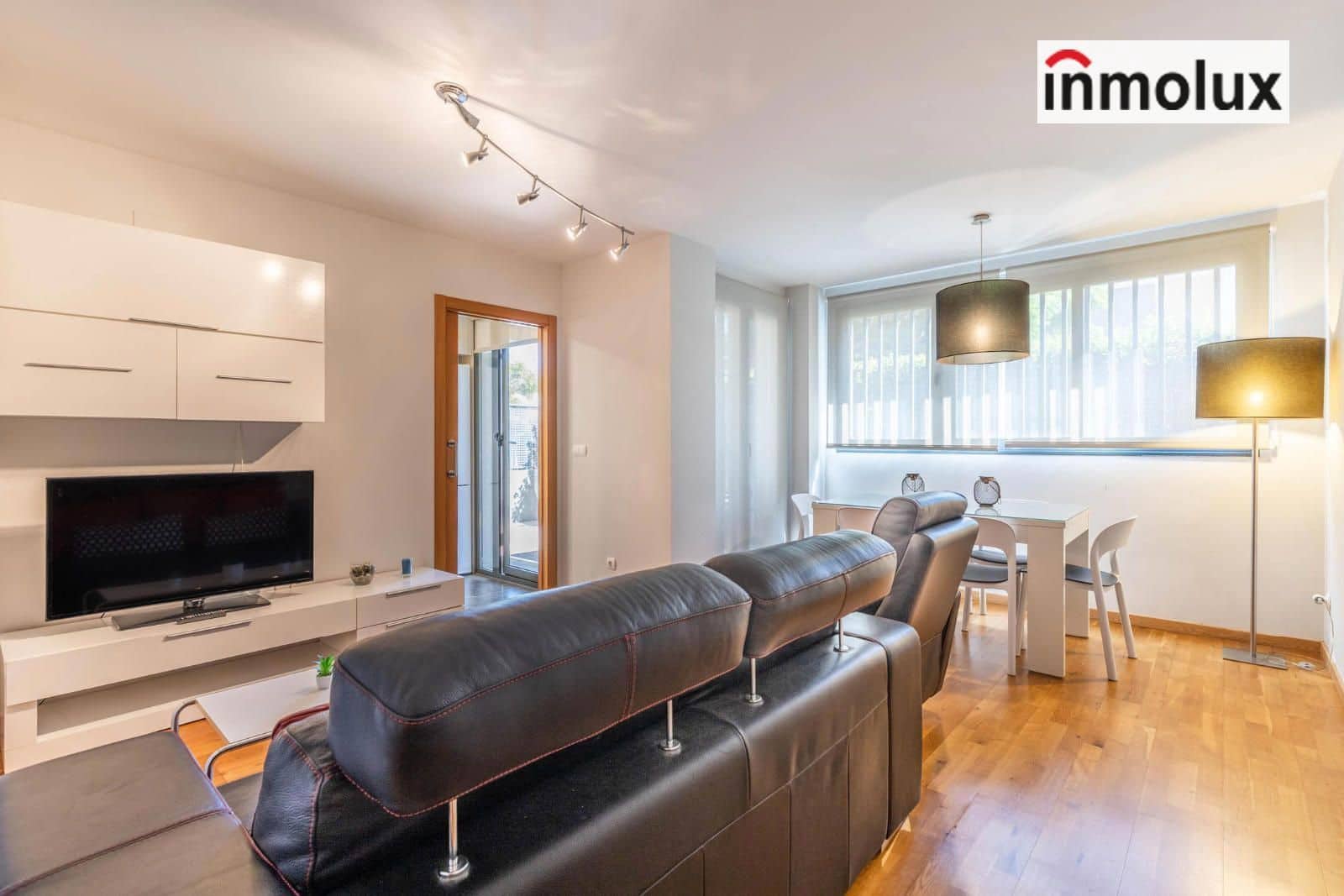 2 makuuhuone Asunto myytävänä paikassa El Campello mukana uima-altaan 
autotalli - 330 000 € (Ref: 9256387)