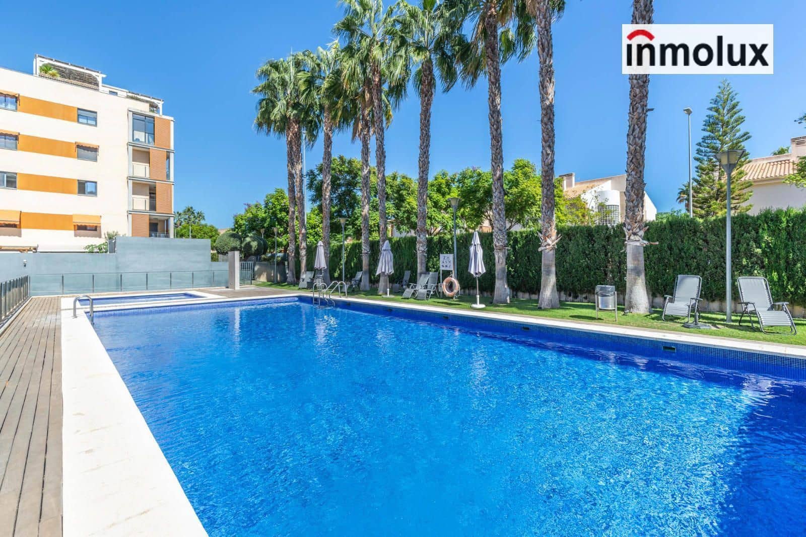 2 makuuhuone Asunto myytävänä paikassa El Campello mukana uima-altaan 
autotalli - 330 000 € (Ref: 9256387)