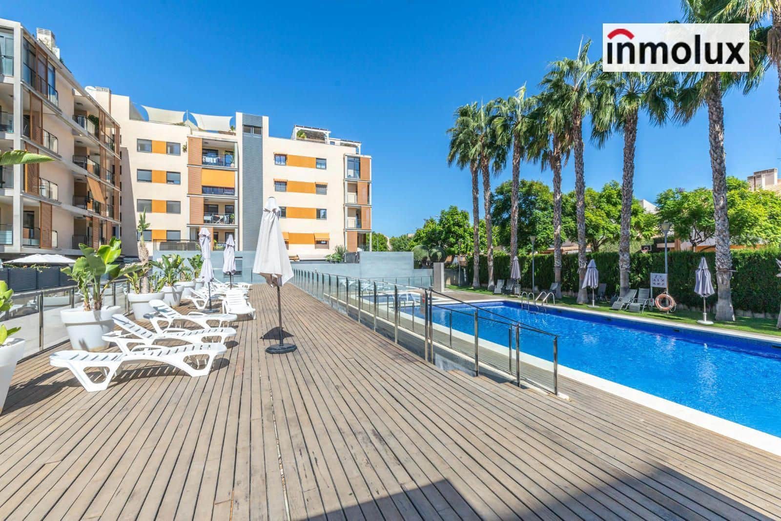 2 makuuhuone Asunto myytävänä paikassa El Campello mukana uima-altaan 
autotalli - 330 000 € (Ref: 9256387)