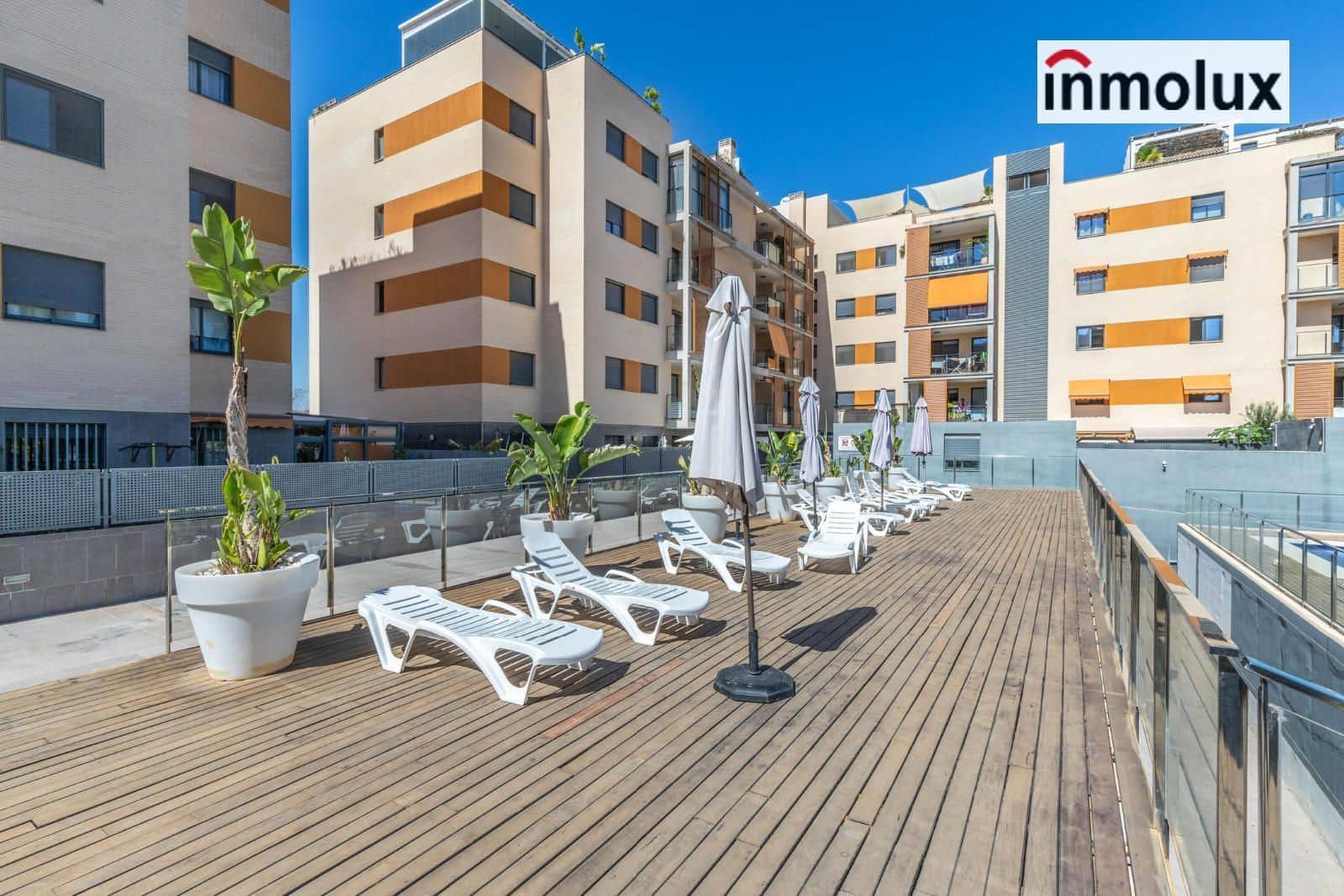 2 makuuhuone Asunto myytävänä paikassa El Campello mukana uima-altaan 
autotalli - 330 000 € (Ref: 9256387)