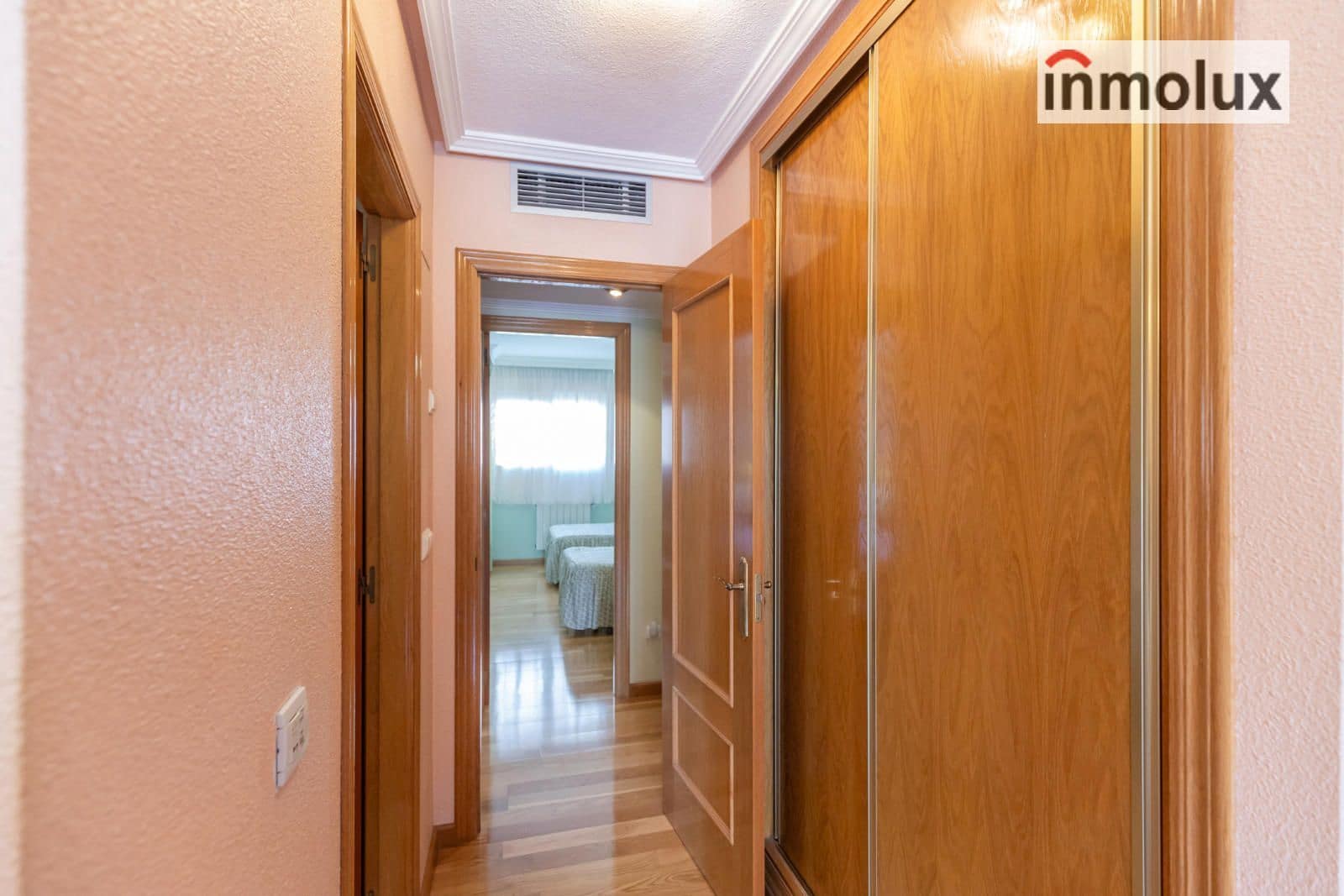 4 soverom Leilighet til leie i Playa de San Juan med svømmebasseng garasje - € 1 800 (Ref: 9267636)