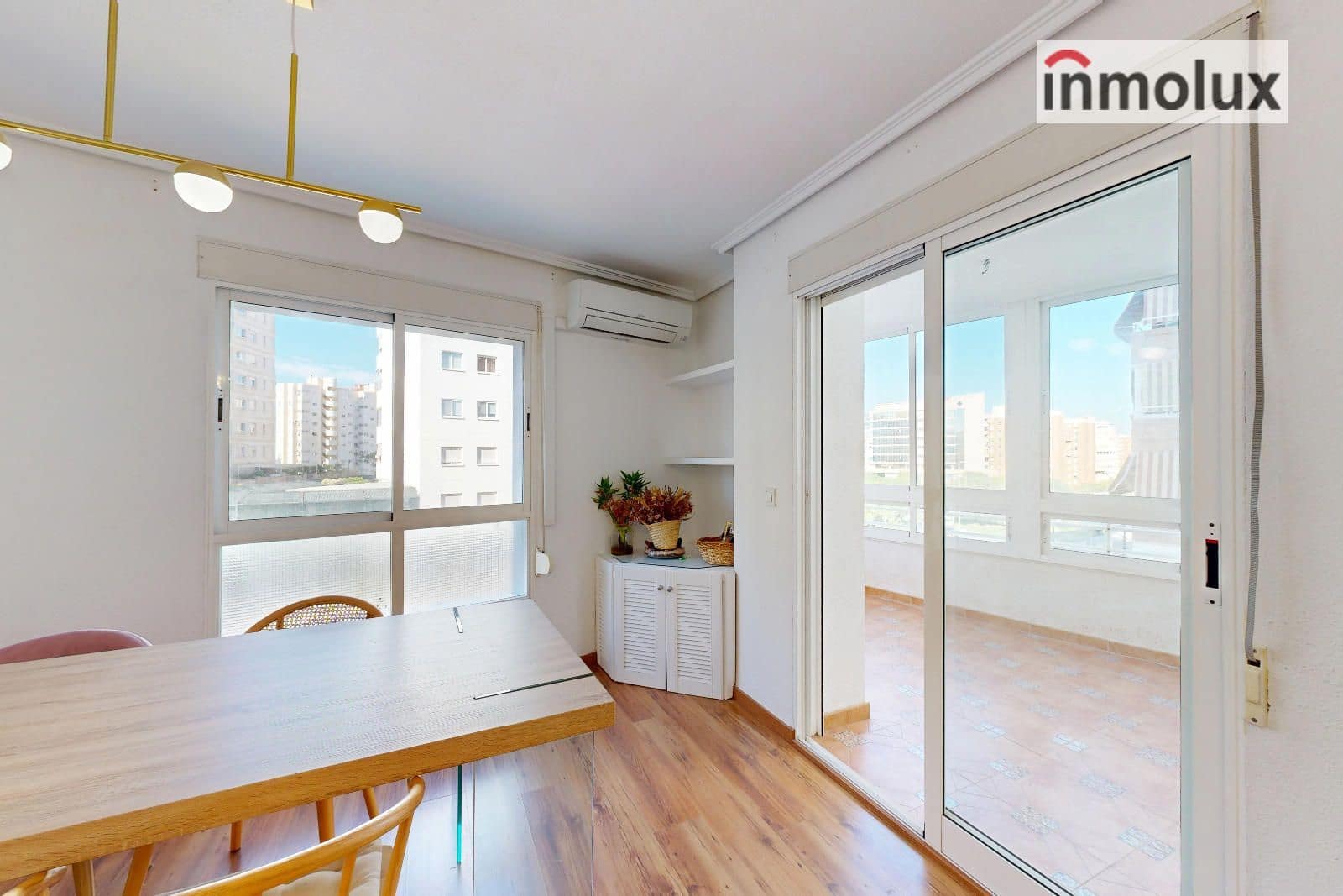 3 Zimmer Wohnung zu verkaufen in Playa de San Juan mit Pool Garage - 315.000 € (Ref: 9293799)