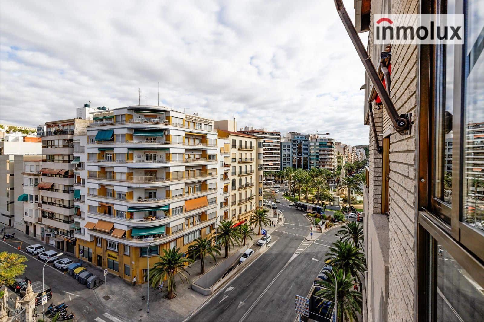 3 soveværelse Lejlighed til salg i Alicante by med swimmingpool garage - € 550.000 (Ref: 9293800)