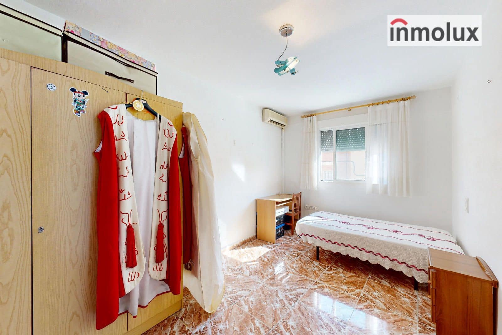 3 slaapkamer Villa te koop in Sax met garage - € 185.000 (Ref: 9299055)