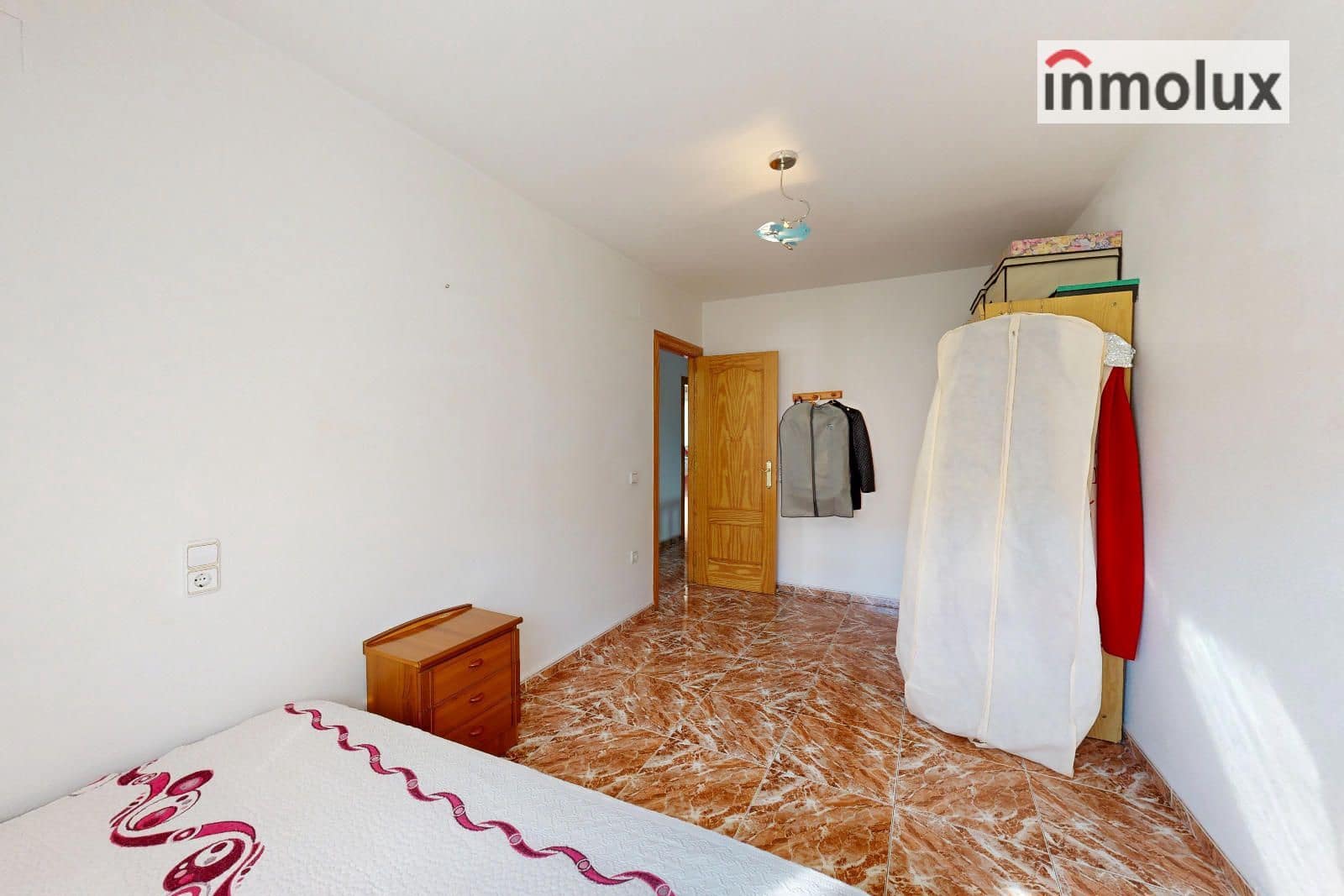 3 slaapkamer Villa te koop in Sax met garage - € 185.000 (Ref: 9299055)