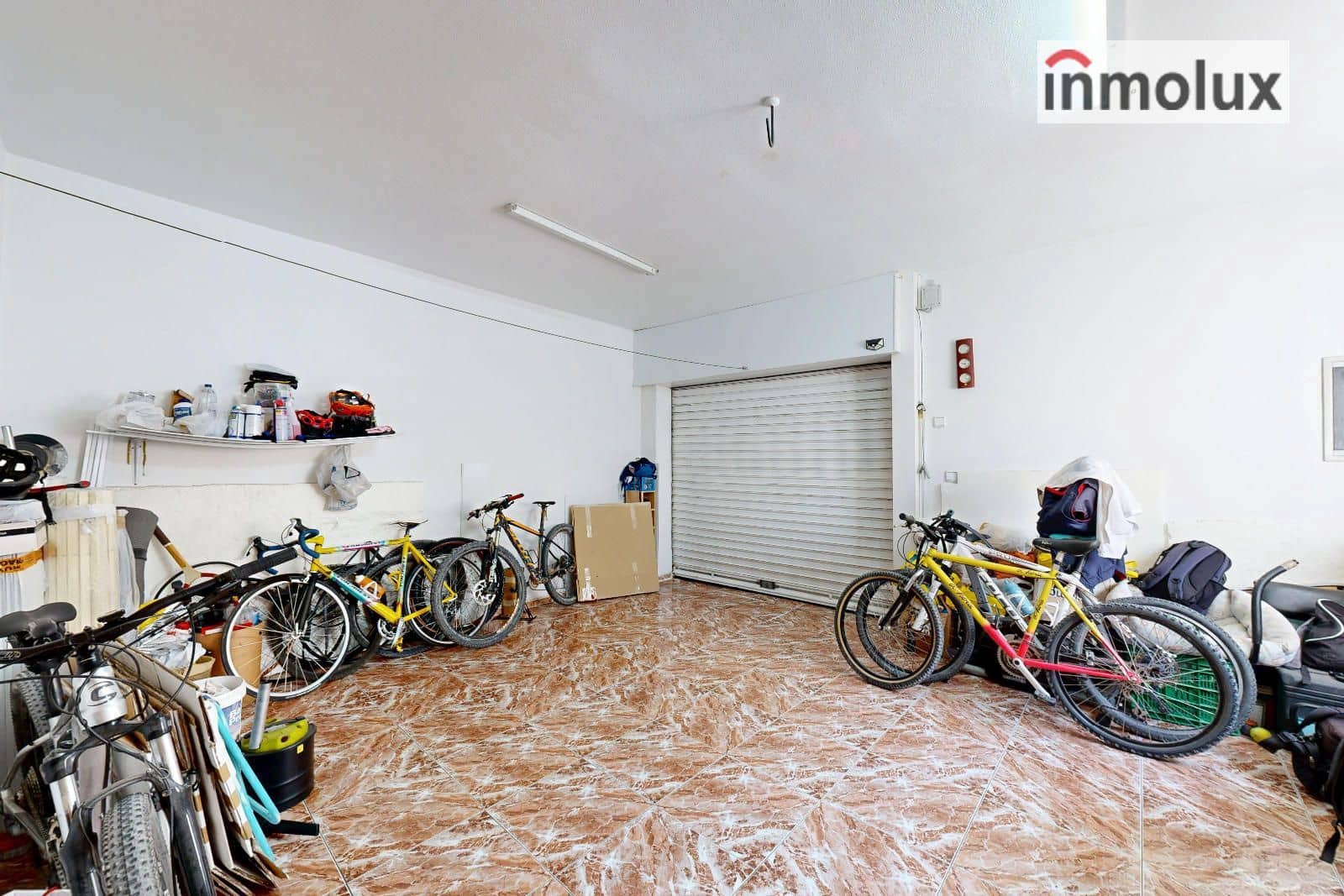 3 slaapkamer Villa te koop in Sax met garage - € 185.000 (Ref: 9299055)