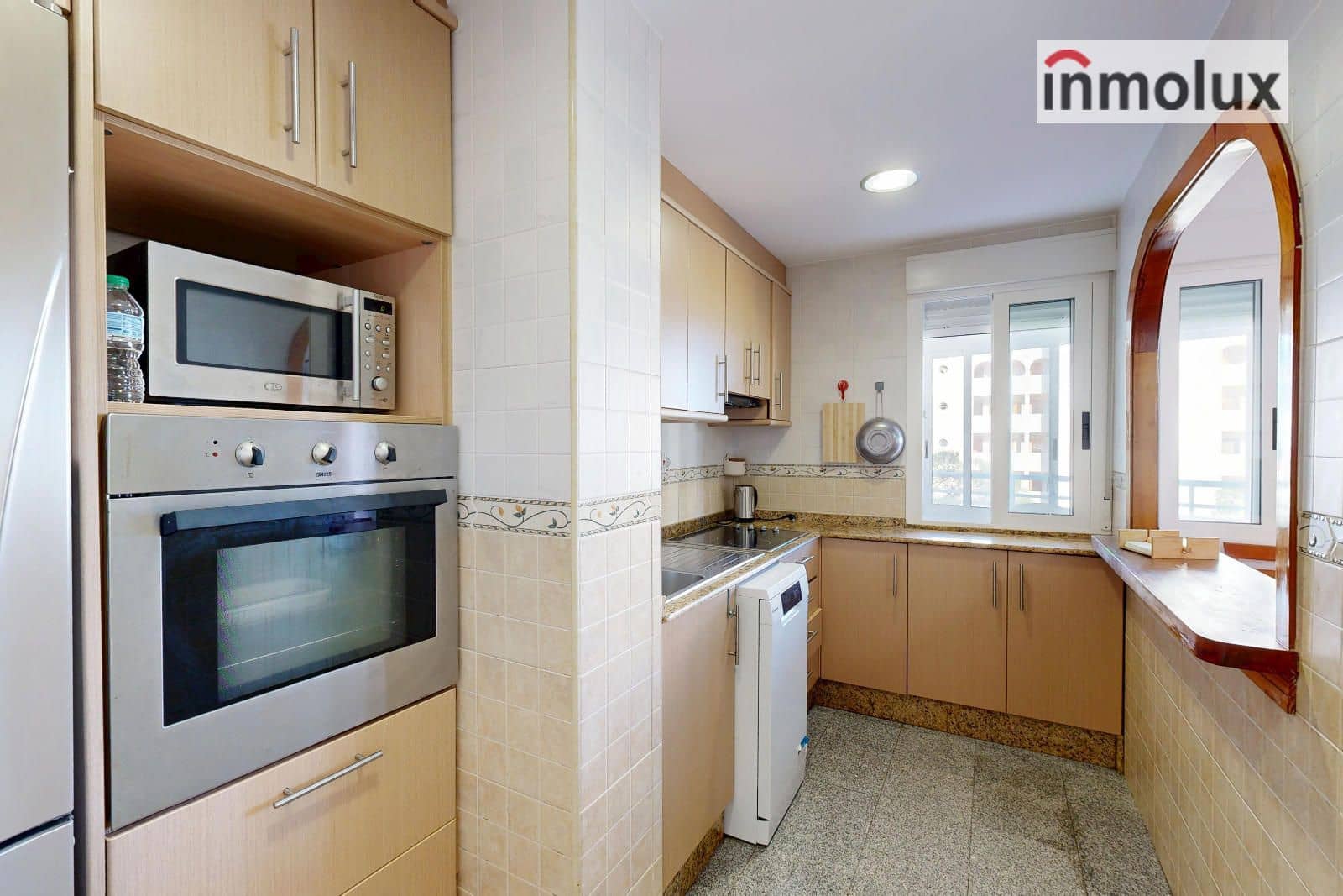 3 sovrum Lägenhet till salu i Arenales del Sol med pool garage - 245 000 € (Ref: 9309396)