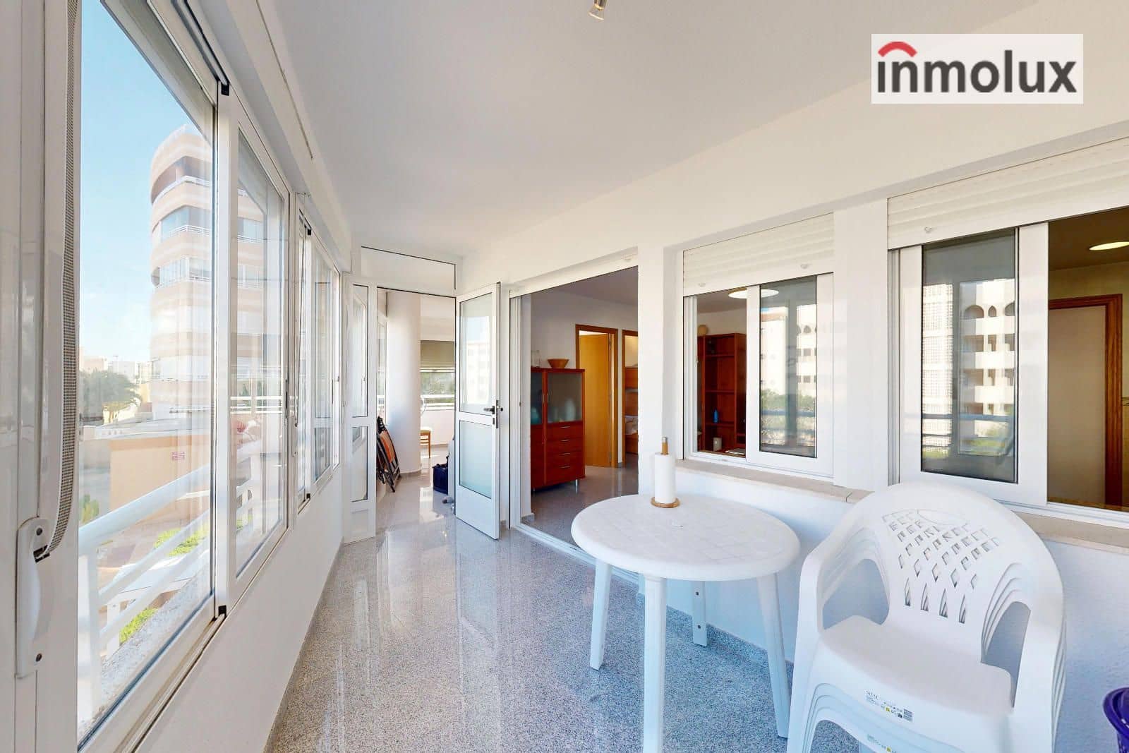 3 sovrum Lägenhet till salu i Arenales del Sol med pool garage - 245 000 € (Ref: 9309396)