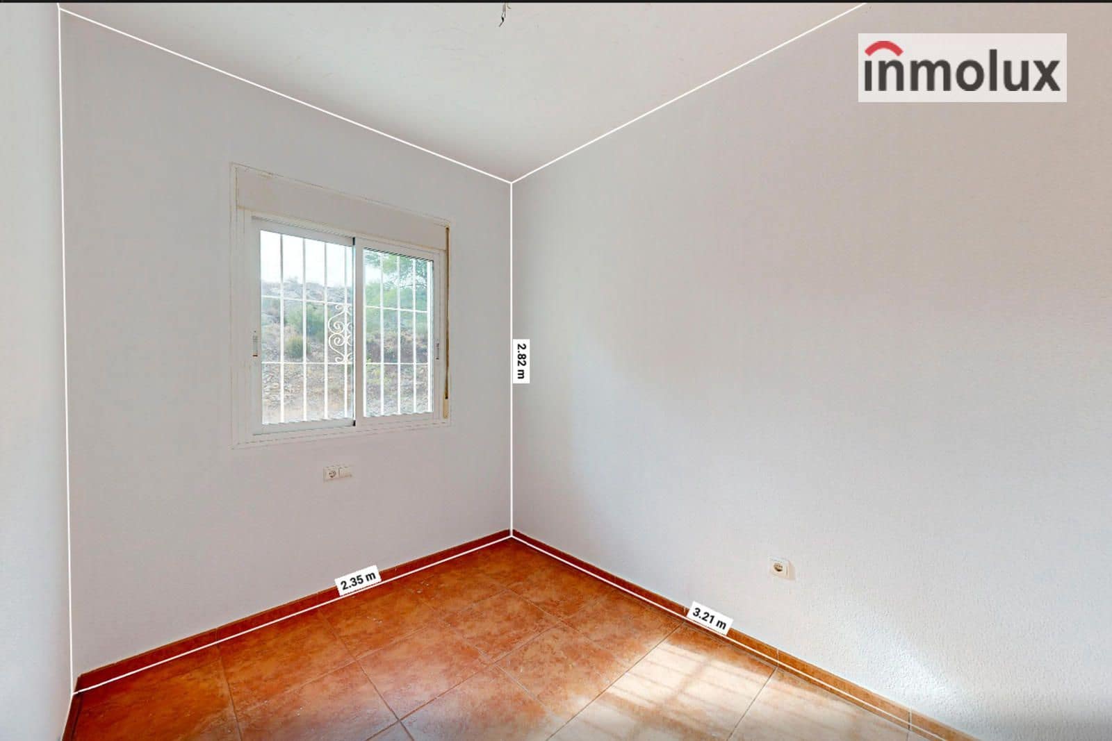 4 soverom Villa til salgs i Alicante by - € 215 000 (Ref: 9309397)