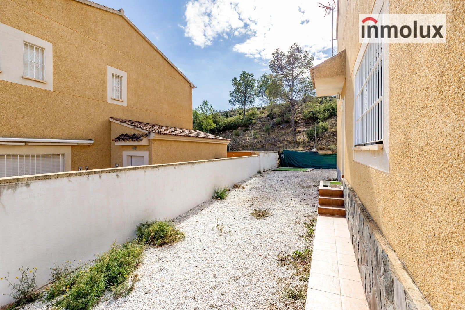 4 soverom Villa til salgs i Alicante by - € 215 000 (Ref: 9309397)