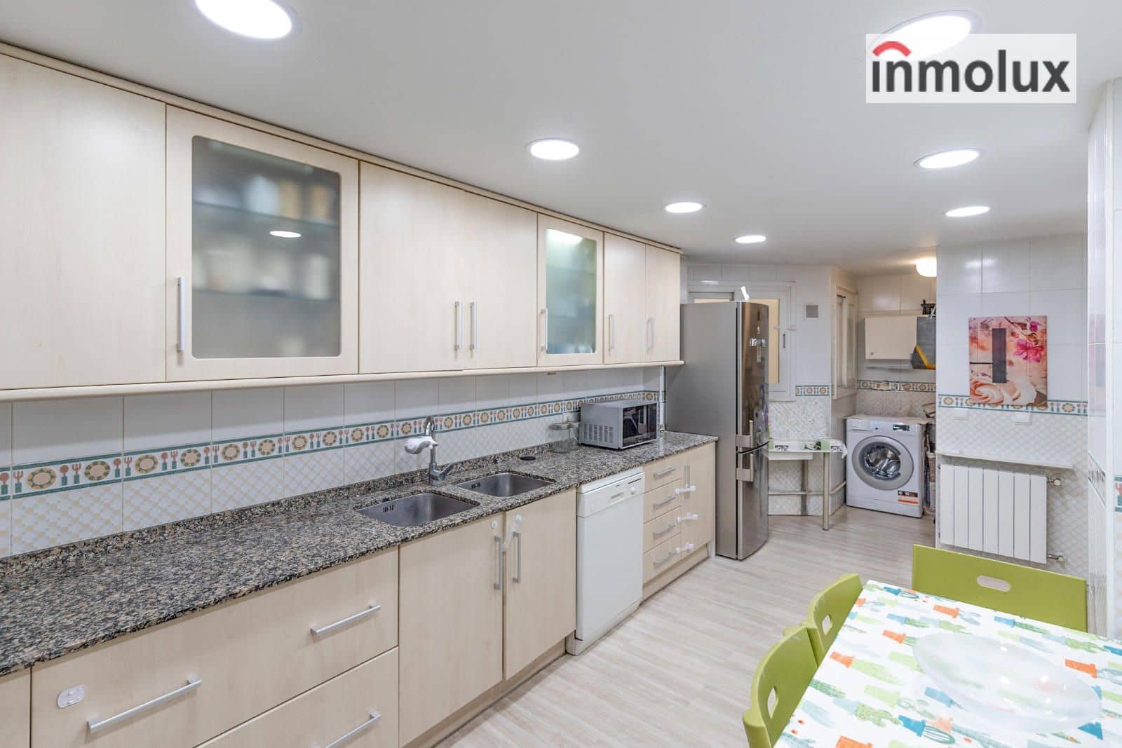 3 sovrum Lägenhet att hyra i Alicante stad med garage - 1 300 € (Ref: 9310253)