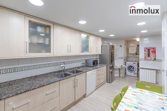 3 makuuhuone Asunto vuokrattavana paikassa Mercado, Alicante kaupunki mukana 
autotalli - 1 300 € (Ref: 9310253)