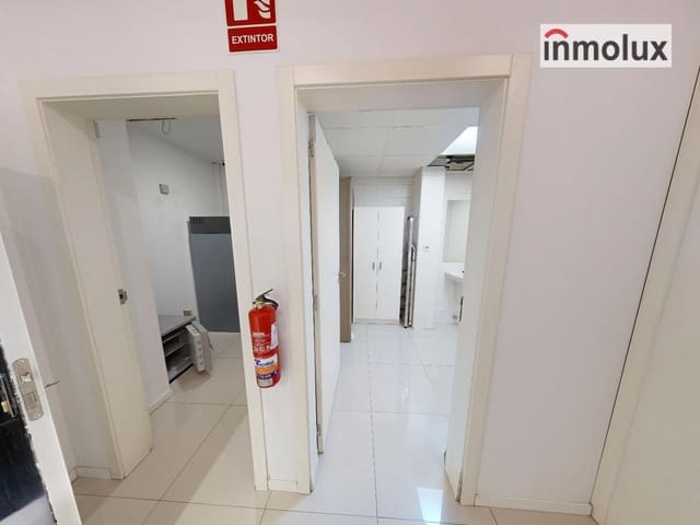 Commercial for sale in Ensanche - Diputacion, Alicante / Alacant city - € 70,000 (Ref: 9340230)