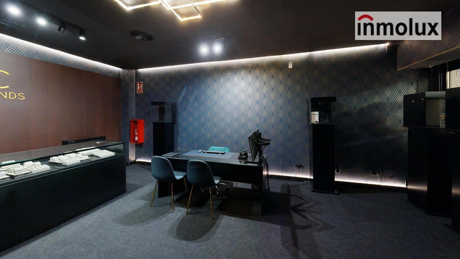 Commercial for sale in Alicante / Alacant city - € 70,000 (Ref: 9340230)