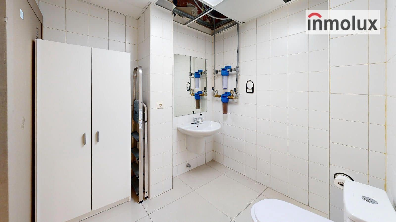 Commercial for sale in Alicante / Alacant city - € 70,000 (Ref: 9340230)