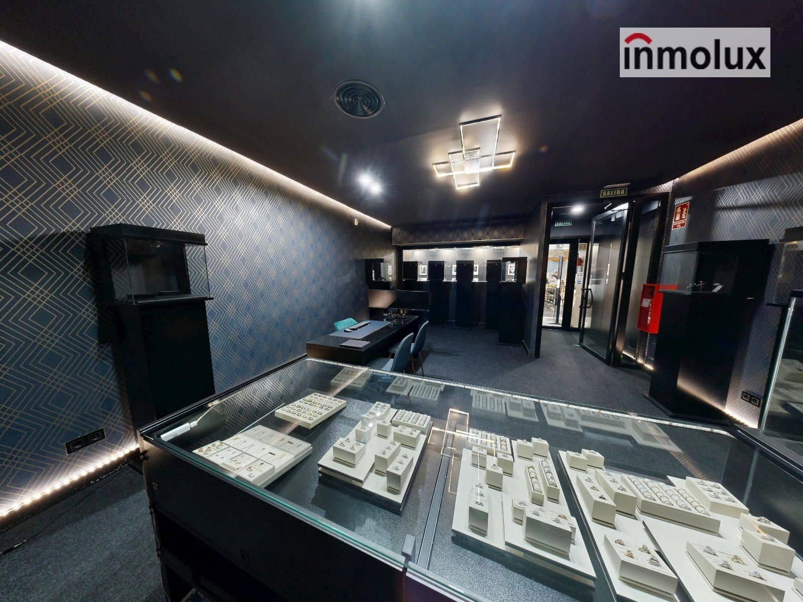 Commercial for sale in Alicante / Alacant city - € 70,000 (Ref: 9340230)