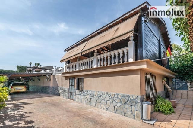 5 chambre Villa/Maison à vendre à San Vicente / Sant Vicent del Raspeig avec piscine garage - 600 000 € (Ref: 9382577)