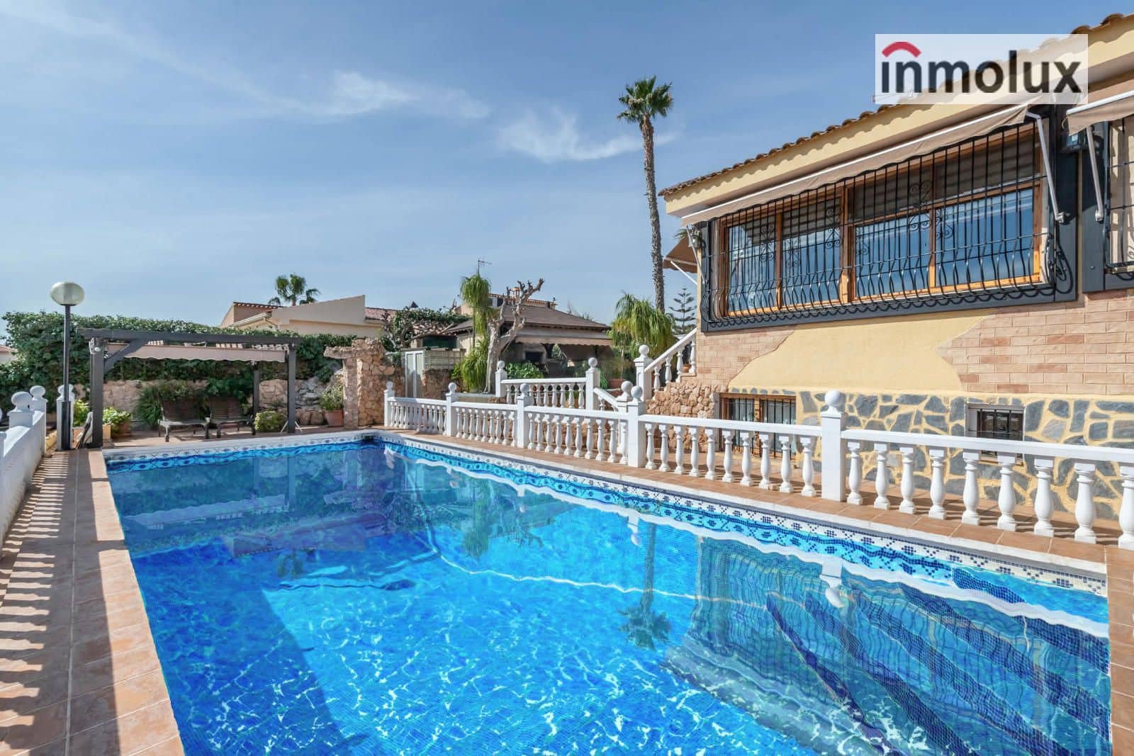 5 chambre Villa/Maison à vendre à San Vicente / Sant Vicent del Raspeig avec piscine garage - 600 000 € (Ref: 9382577)