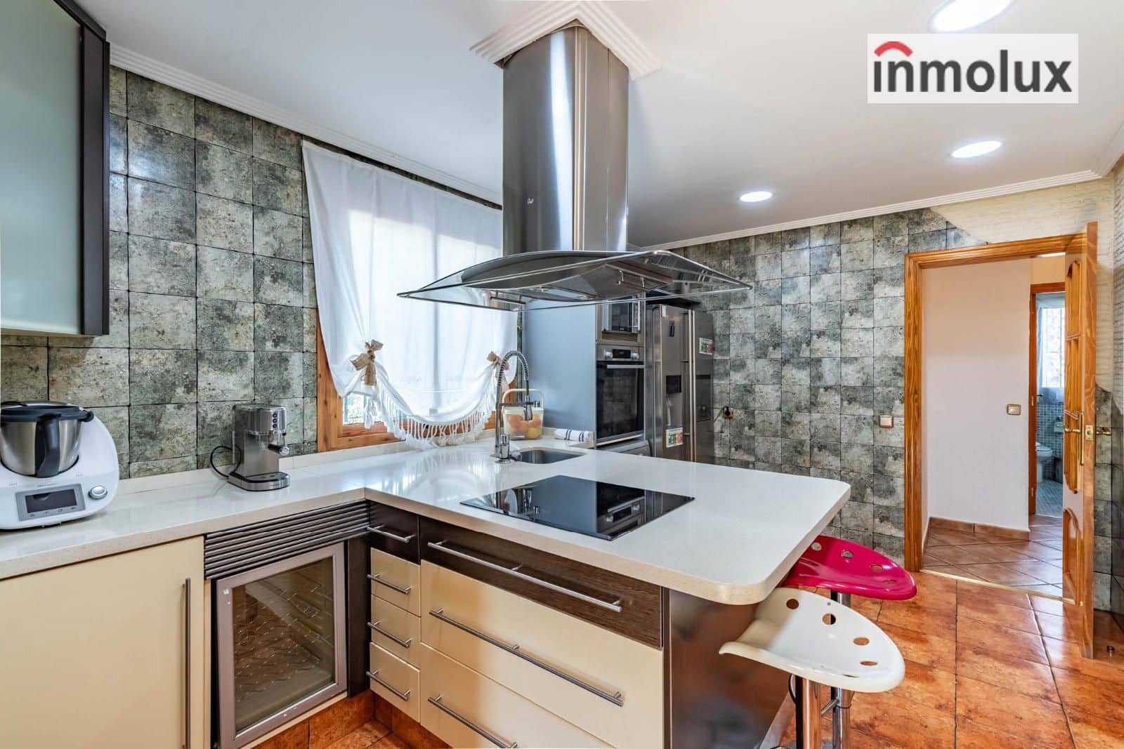 5 chambre Villa/Maison à vendre à San Vicente / Sant Vicent del Raspeig avec piscine garage - 600 000 € (Ref: 9382577)