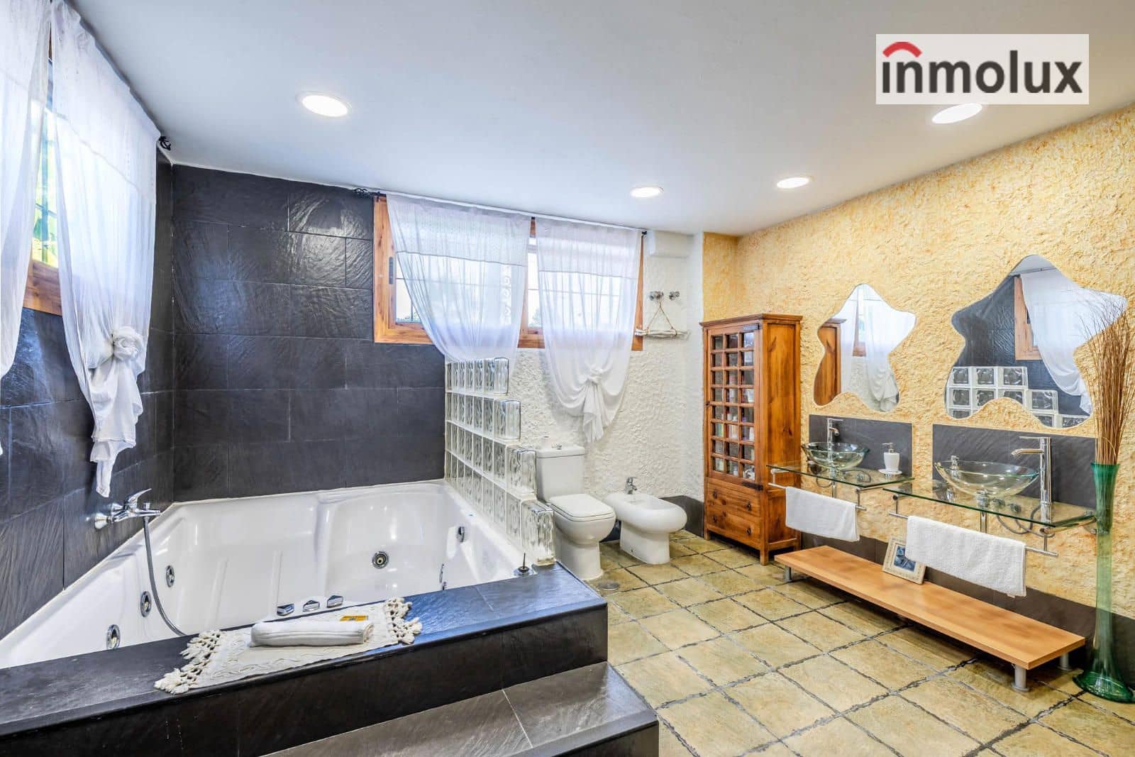 5 chambre Villa/Maison à vendre à San Vicente / Sant Vicent del Raspeig avec piscine garage - 600 000 € (Ref: 9382577)