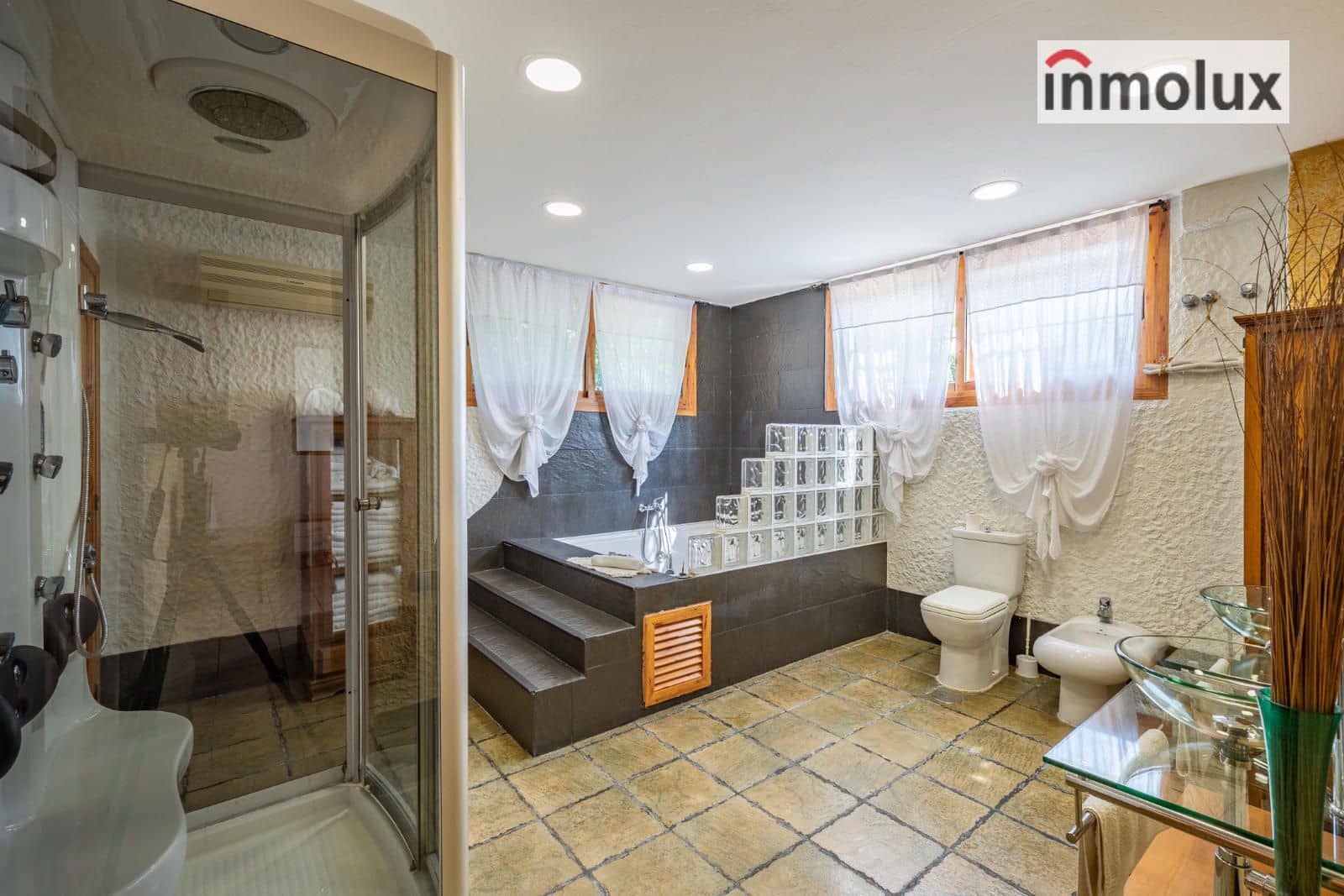 5 chambre Villa/Maison à vendre à San Vicente / Sant Vicent del Raspeig avec piscine garage - 600 000 € (Ref: 9382577)