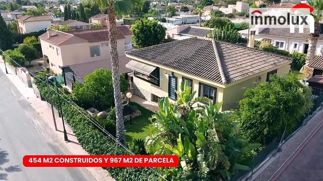 5 chambre Villa/Maison à vendre à San Vicente / Sant Vicent del Raspeig avec piscine garage - 600 000 € (Ref: 9382577)