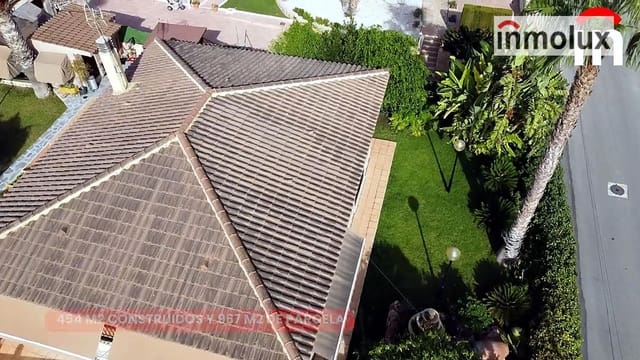 5 chambre Villa/Maison à vendre à San Vicente / Sant Vicent del Raspeig avec piscine garage - 600 000 € (Ref: 9382577)