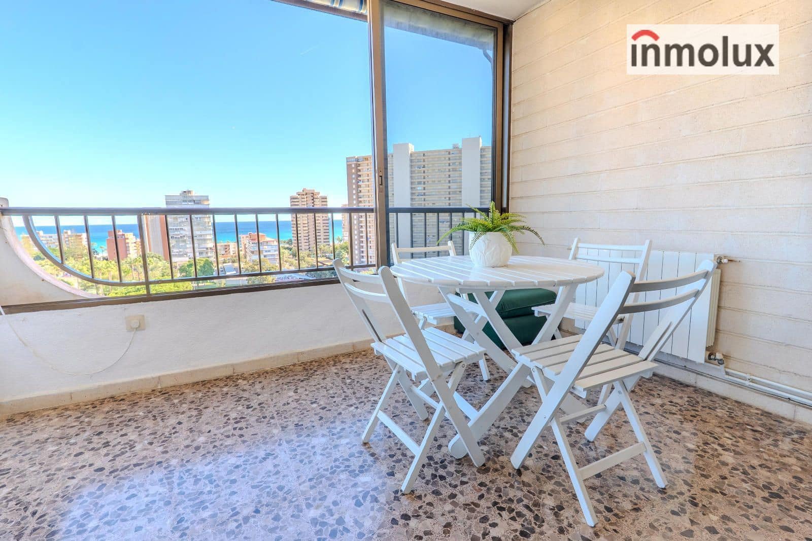 3 soverom Leilighet til salgs i Playa de San Juan med svømmebasseng garasje - € 570 000 (Ref: 9394453)