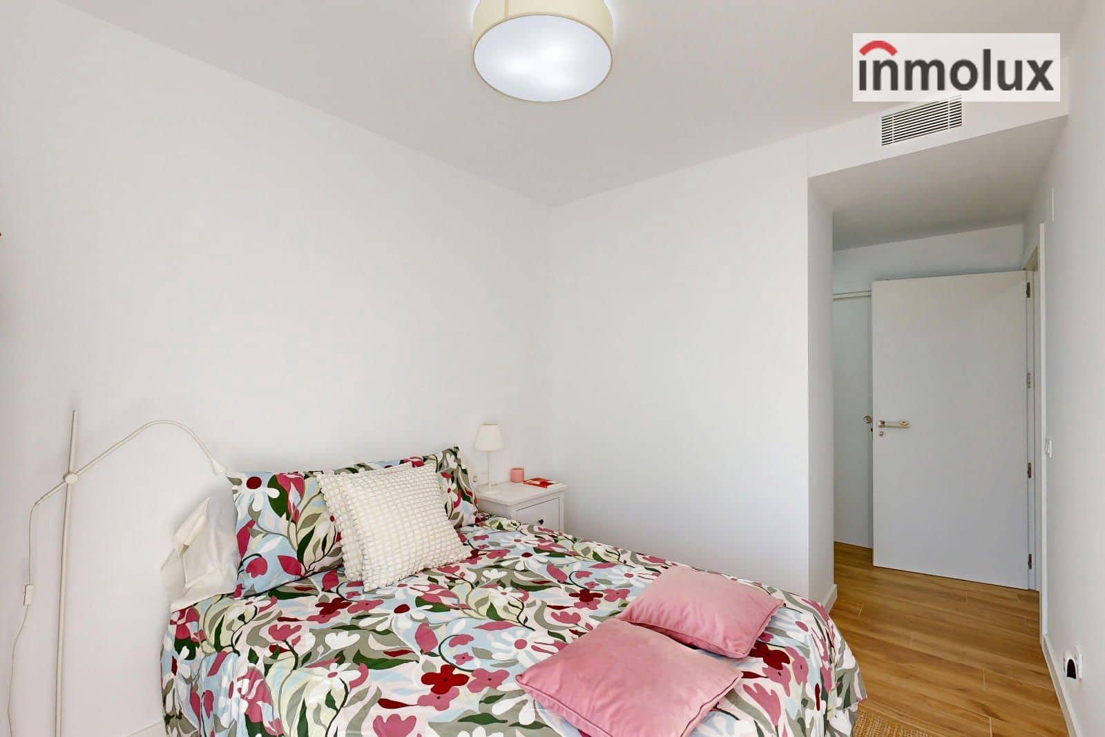 2 makuuhuone Asunto myytävänä paikassa San Juan de Alicante / Sant Joan d'Alacant mukana uima-altaan 
autotalli - 365 000 € (Ref: 9395538)