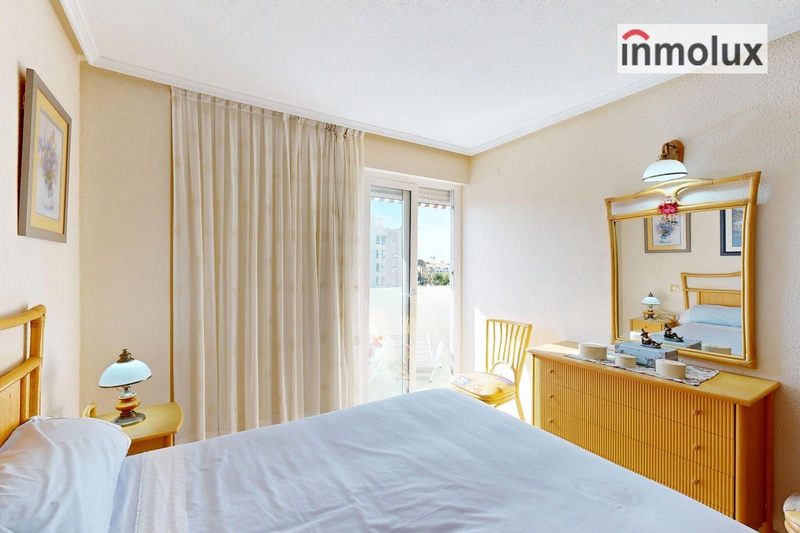 3 chambre Appartement à vendre à Playa de San Juan avec piscine garage - 395 000 € (Ref: 9397034)