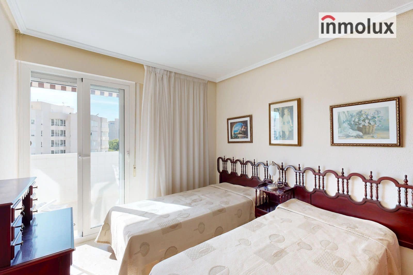 3 chambre Appartement à vendre à Playa de San Juan avec piscine garage - 395 000 € (Ref: 9397034)