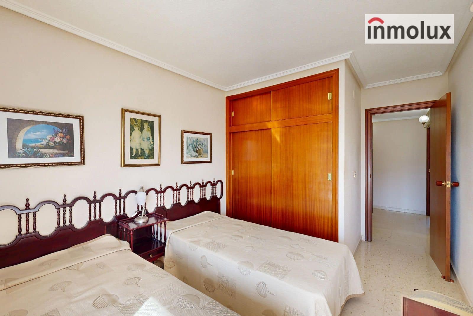 3 chambre Appartement à vendre à Playa de San Juan avec piscine garage - 395 000 € (Ref: 9397034)