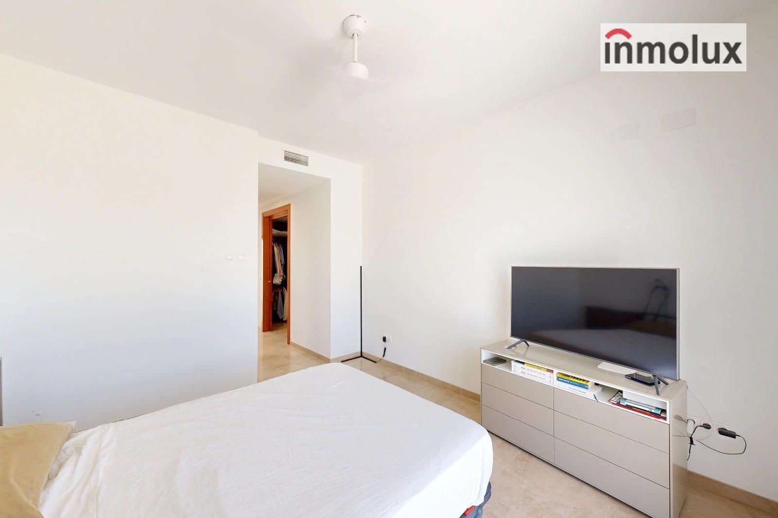 5 makuuhuone Huvila myytävänä paikassa Alicante kaupunki mukana uima-altaan 
autotalli - 650 000 € (Ref: 9400293)