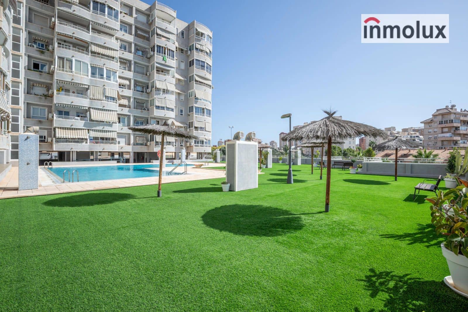 2 soveværelse Lejlighed til leje i Cabo de las Huertas med swimmingpool garage - € 1.100 (Ref: 9402682)