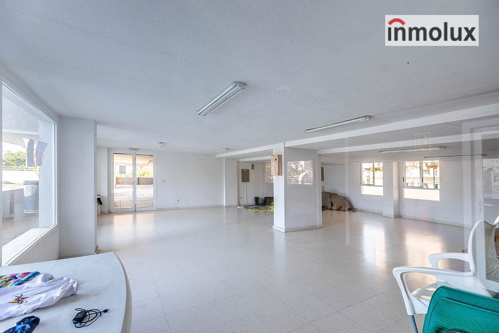 2 soveværelse Lejlighed til leje i Cabo de las Huertas med swimmingpool garage - € 1.100 (Ref: 9402682)